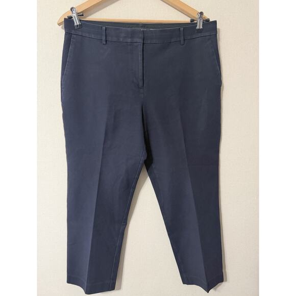 Ann Taylor Women’s Curvy Fit Sz 12 Capri Chino Pants Navy Blue 36x24 - Picture 1 of 12